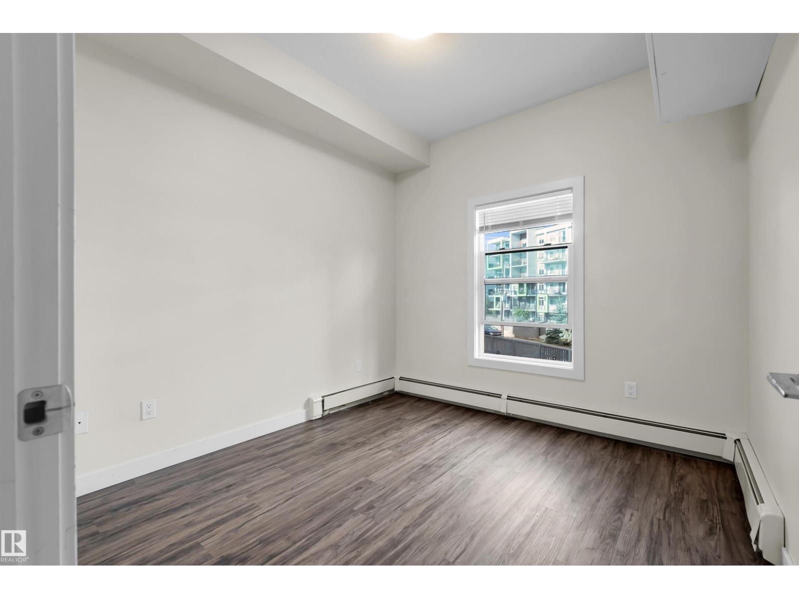 #209 10611 117 ST NW - 11