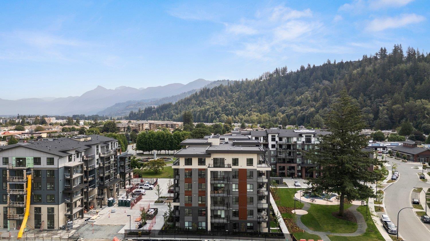 411 45505 CAMPUS DRIVE, Garrison Crossing, Chilliwack