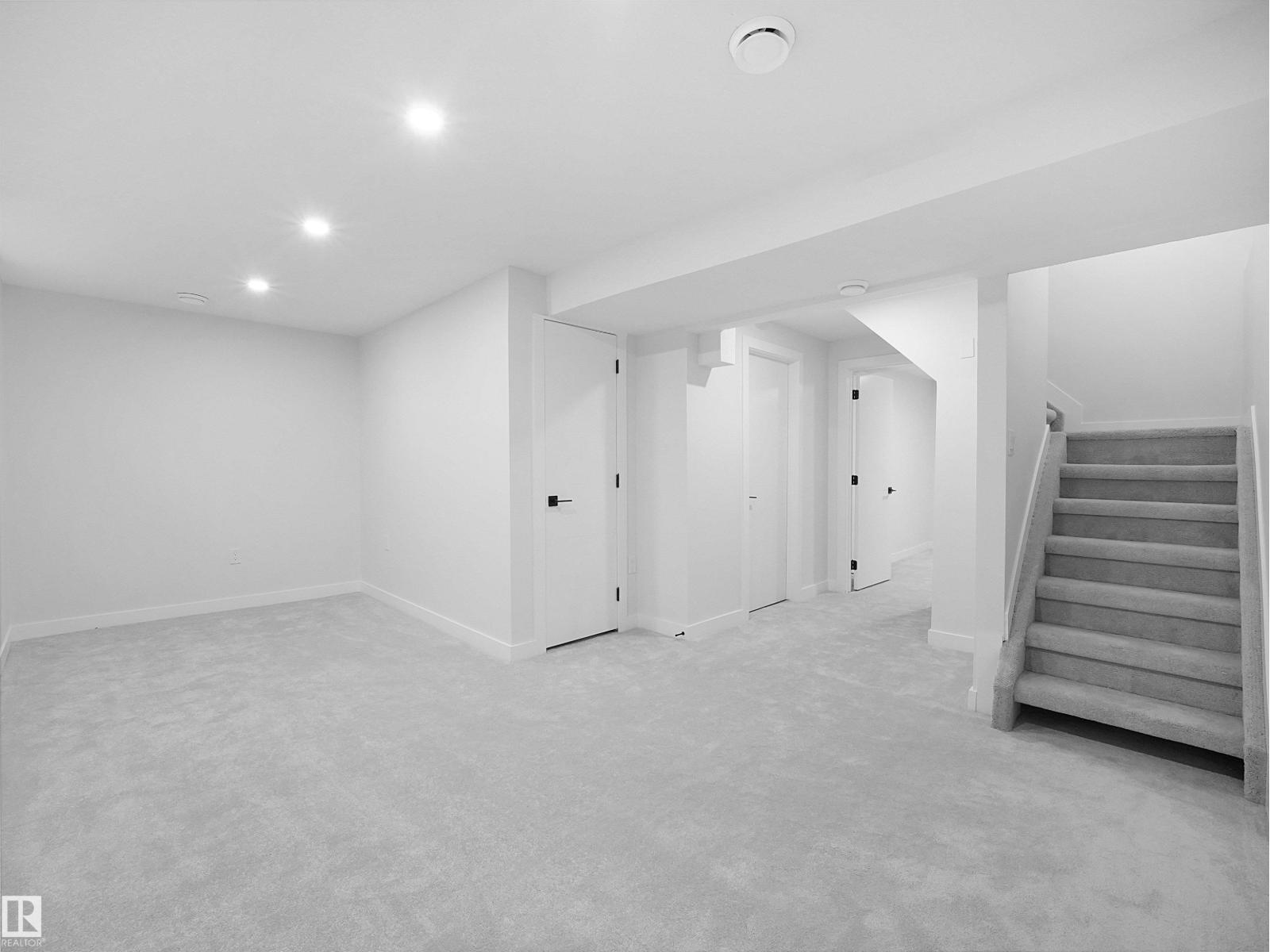 6096 MILL WOODS RD NW - 29