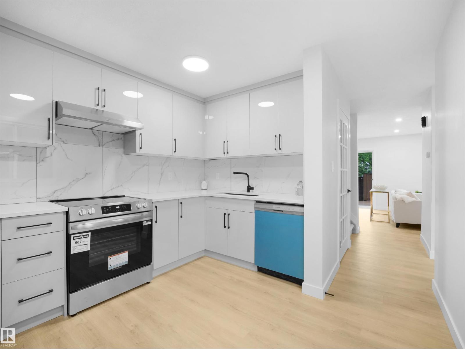 6096 MILL WOODS RD NW - 19