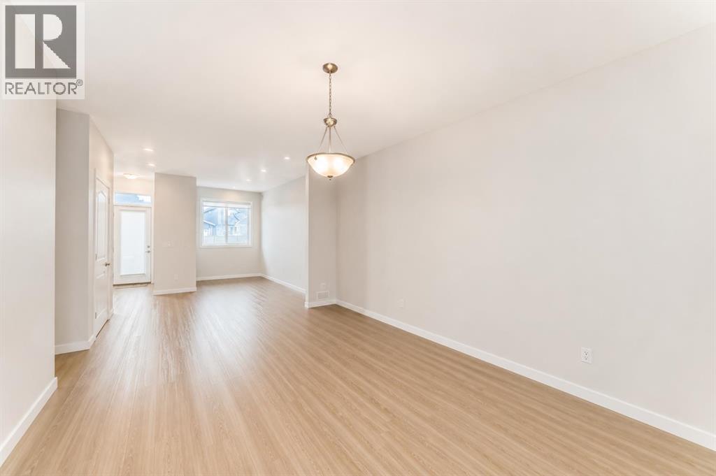 571 Seton Circle SE - 16