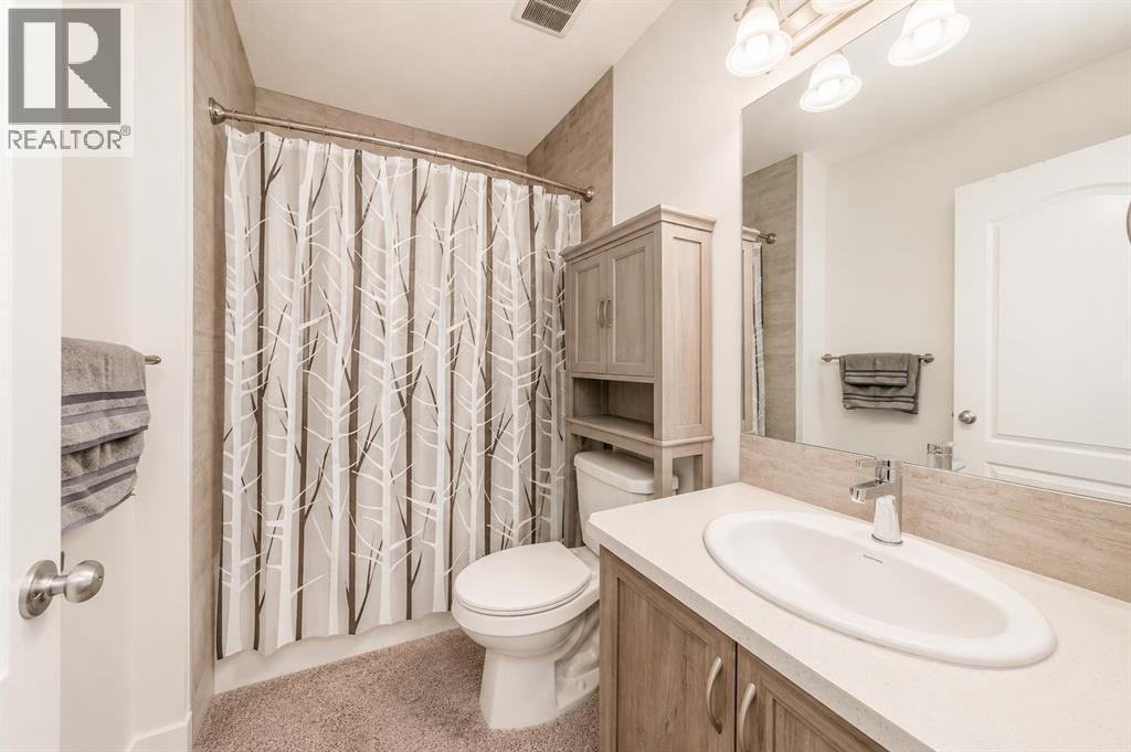 571 Seton Circle SE - 44