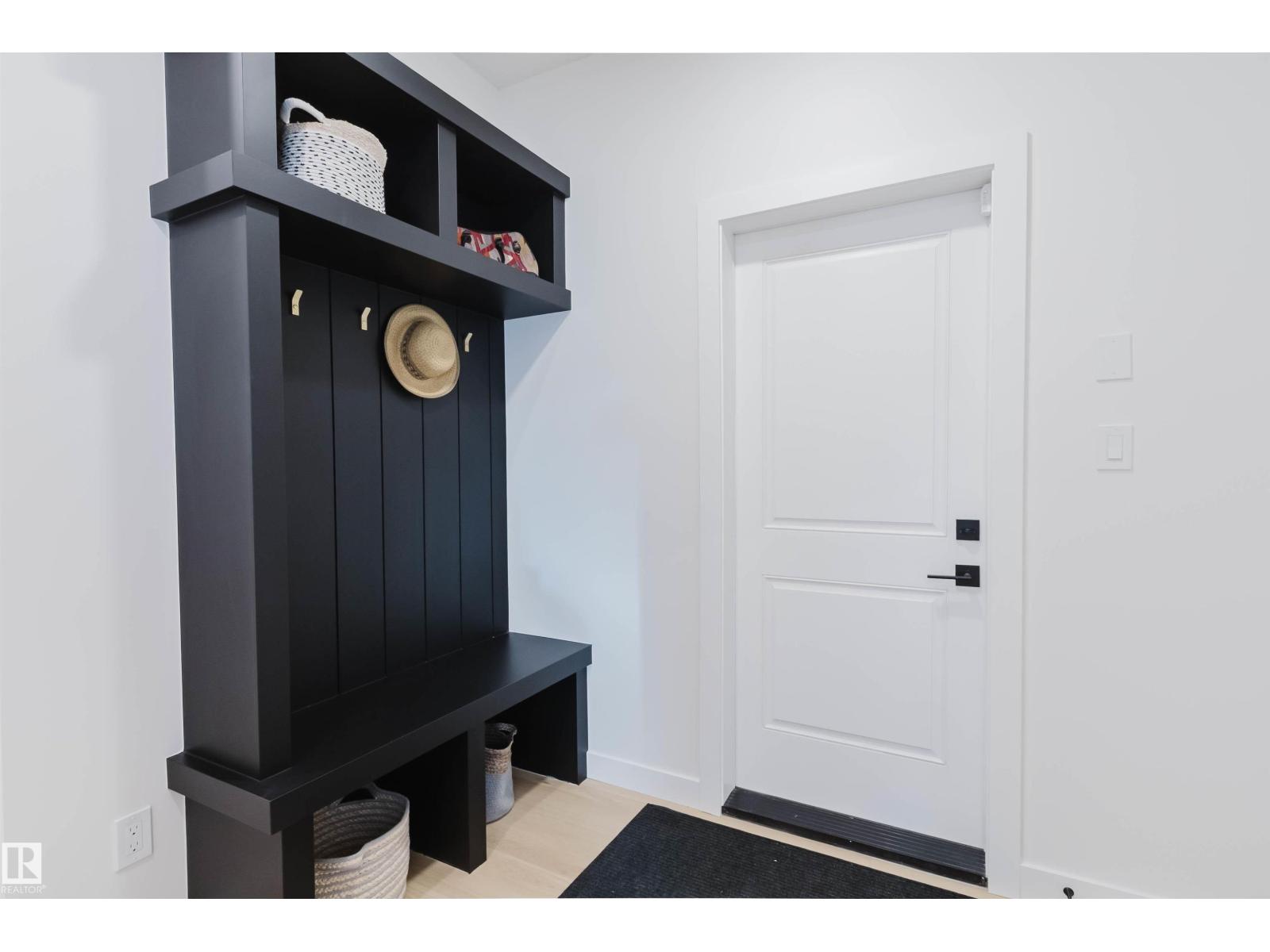 211 EDGEMONT GR NW - 6