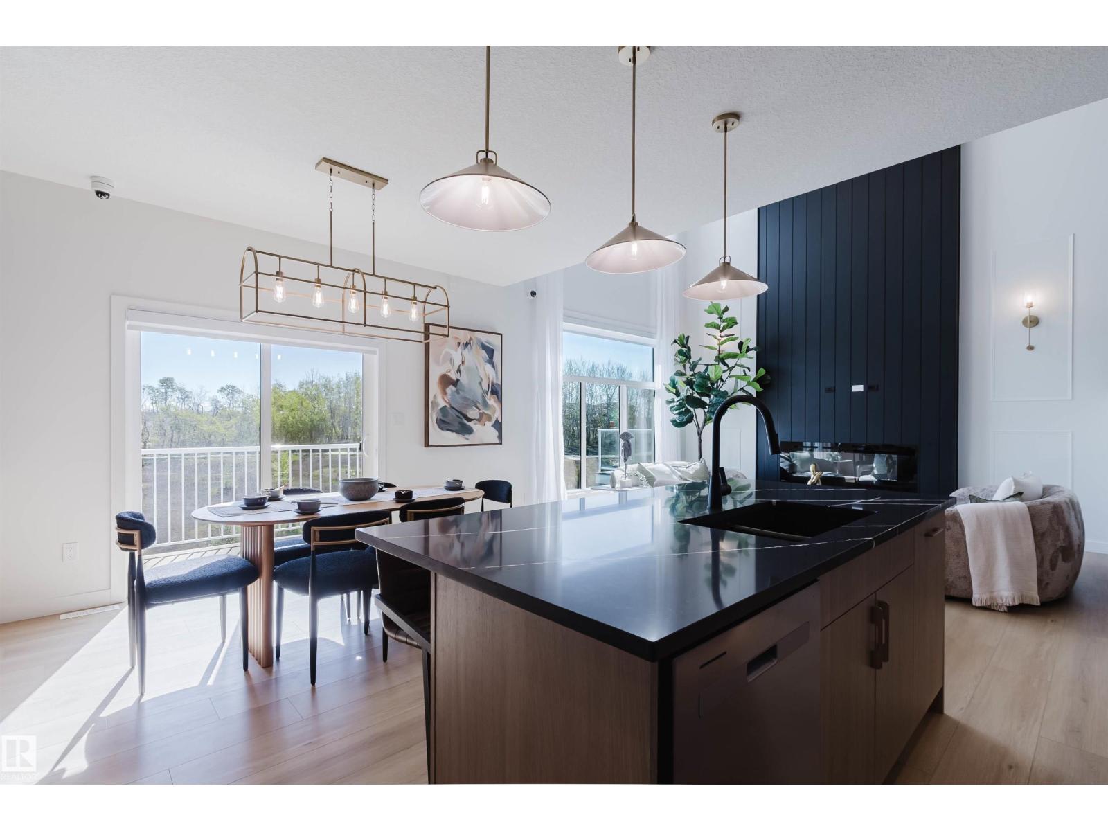 211 EDGEMONT GR NW - 18