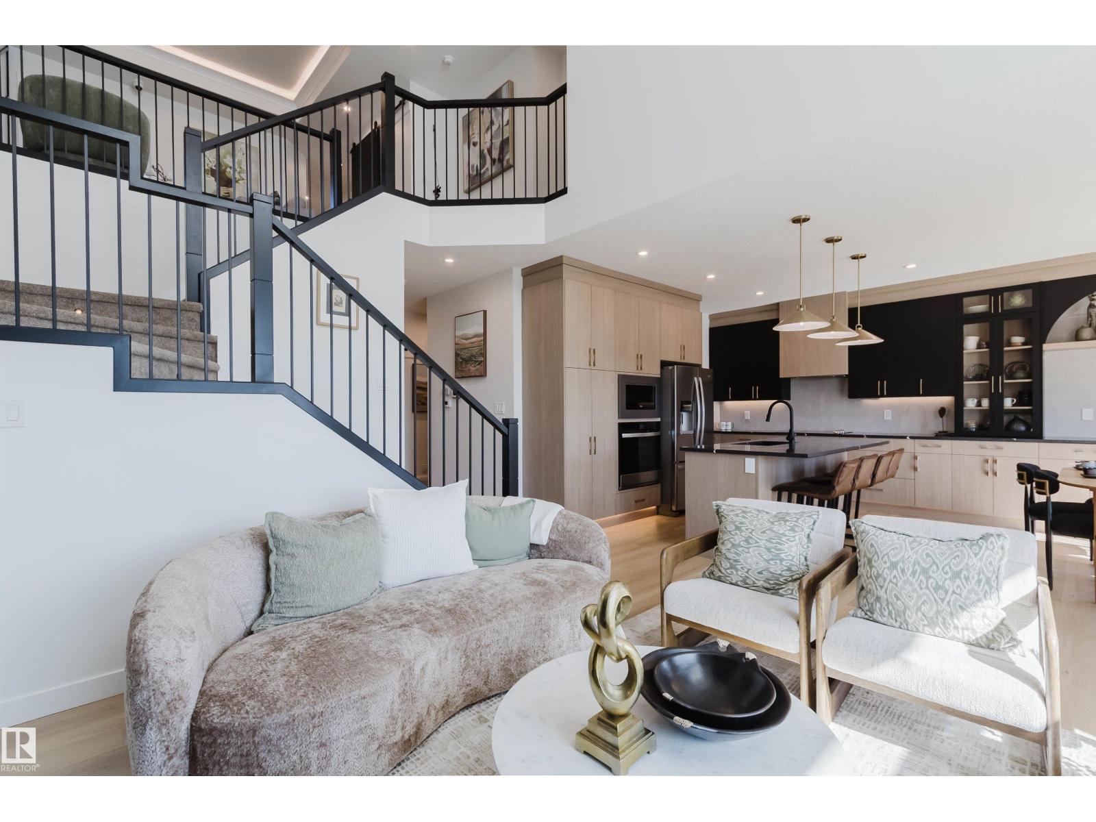 211 EDGEMONT GR NW - 12