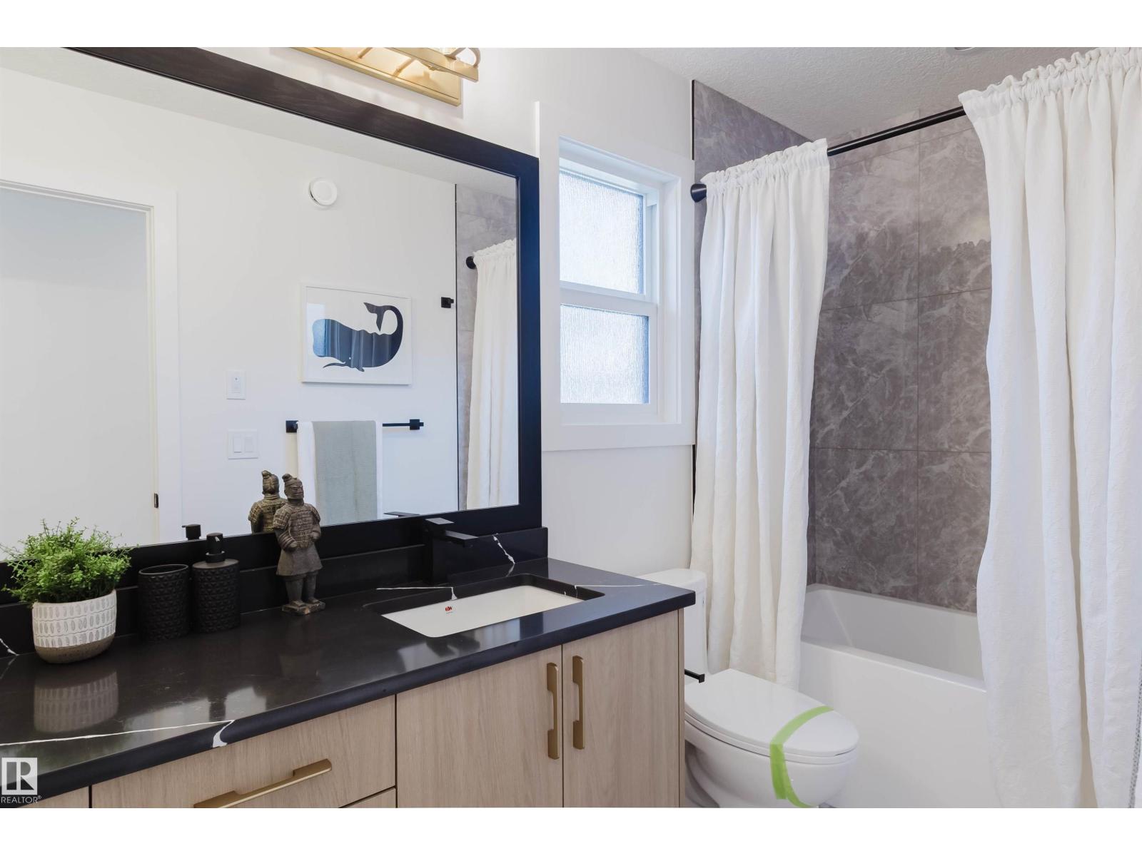 211 EDGEMONT GR NW - 39