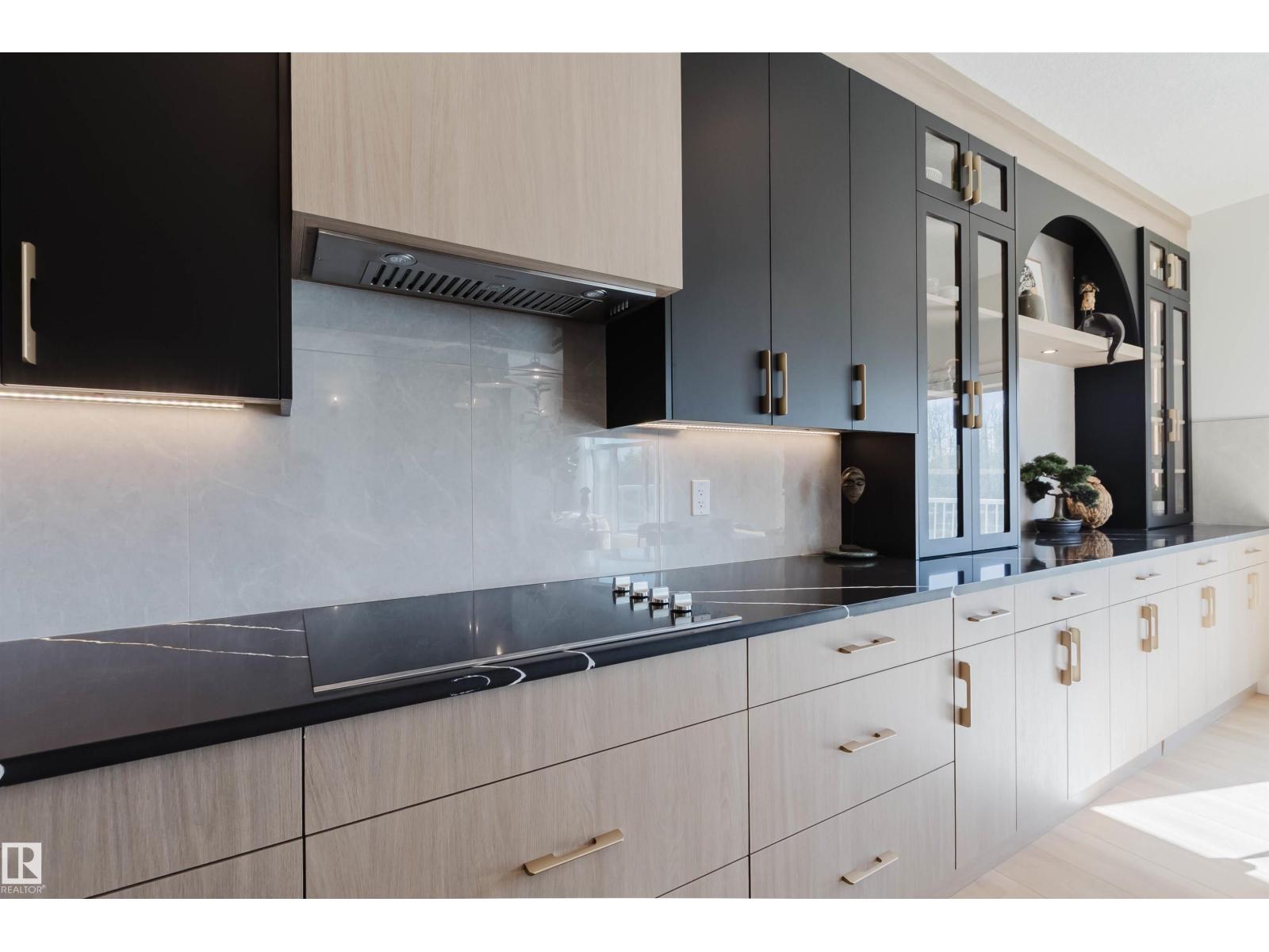 211 EDGEMONT GR NW - 17