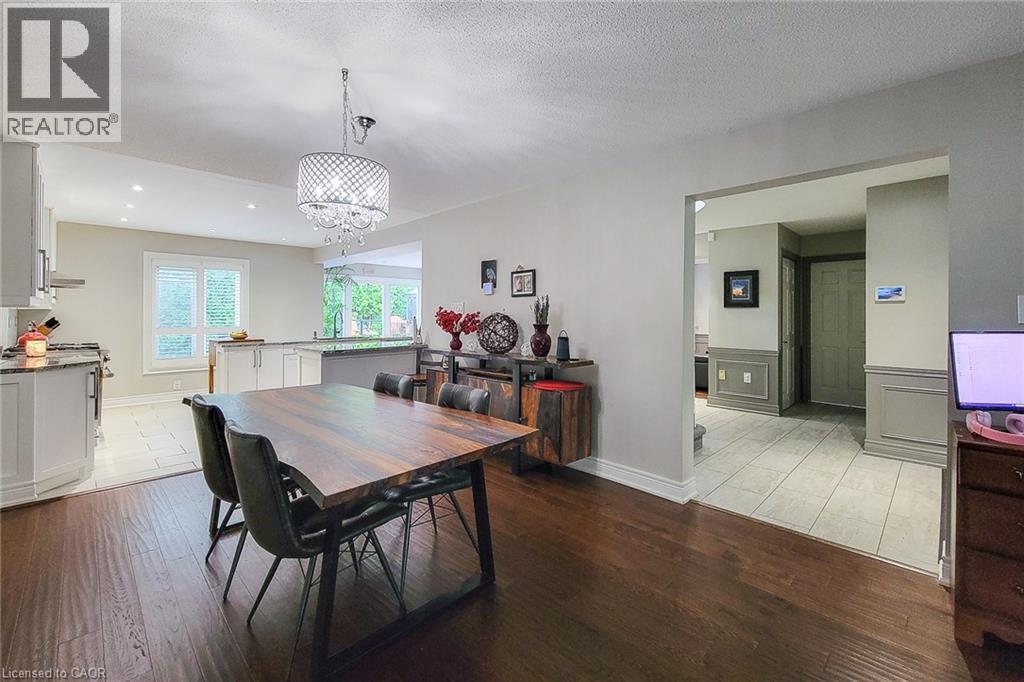 29 WOODSIDE Square - Image 27