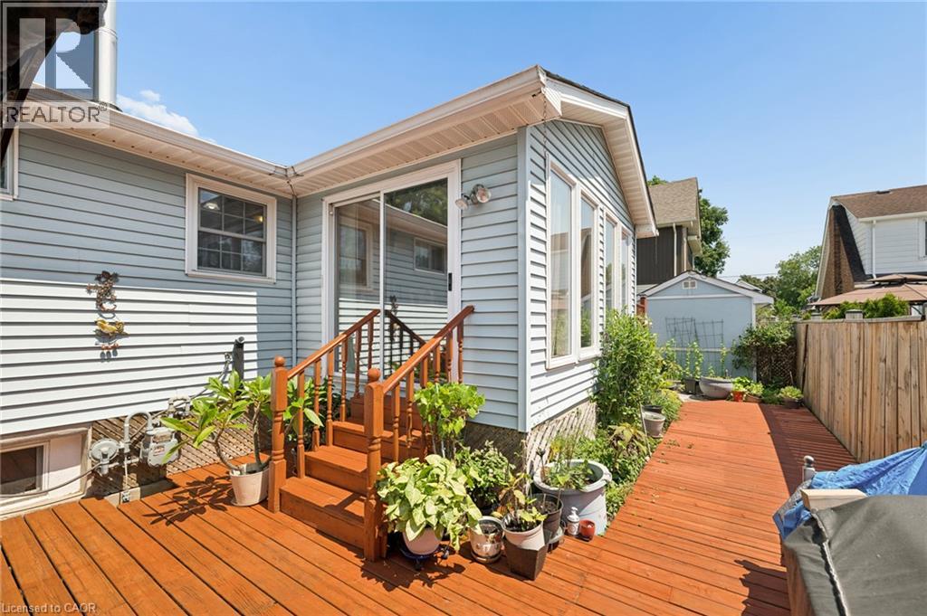 162 TIFFANY Street - 25