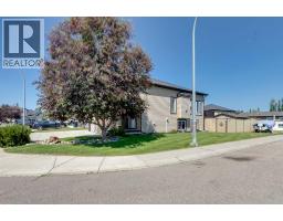 801, 800 Carriage Lane Place N, Carstairs, AB T0M0N0 Photo 31