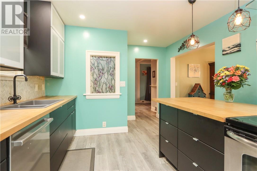 305 Whittaker Street - 21