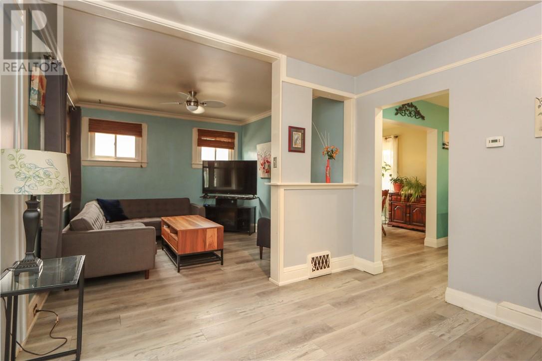 305 Whittaker Street - 9