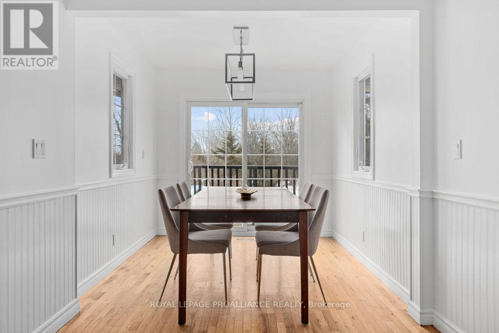 29 SHERWOOD CRESCENT - 21