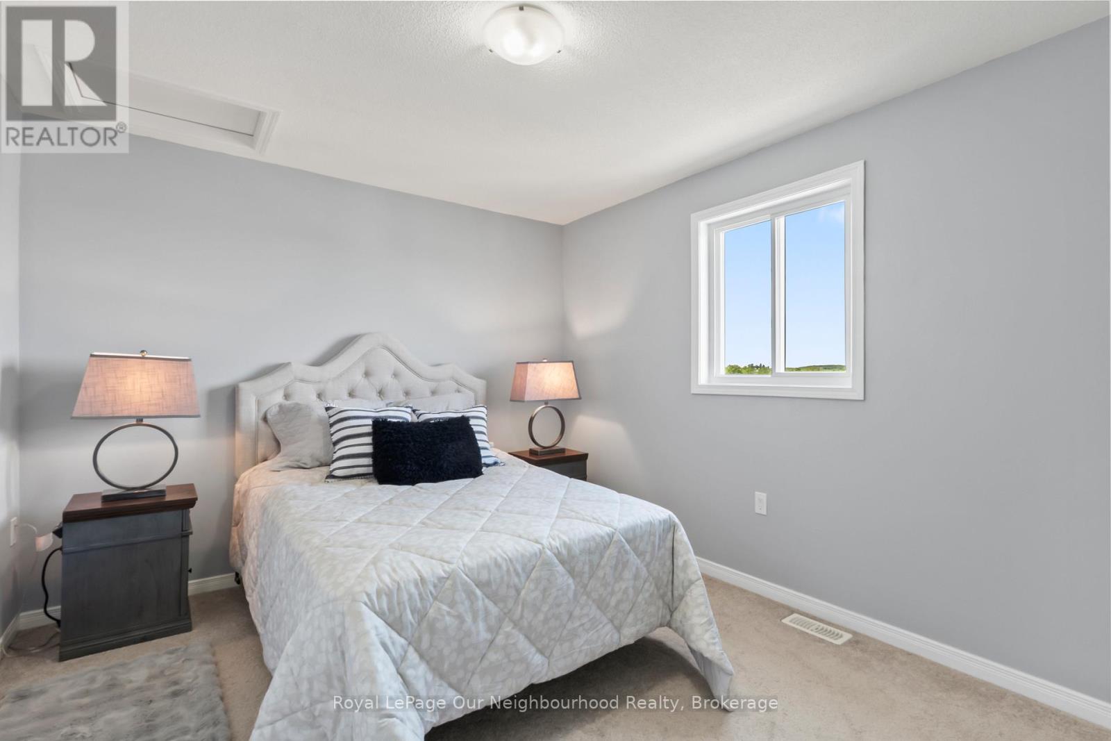 270 LOUDEN TERRACE - 16