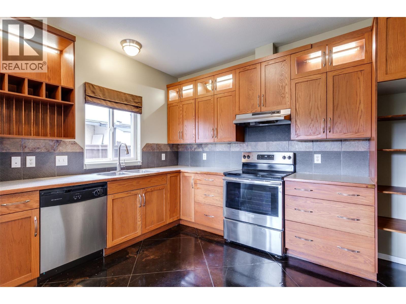 860 Glenwood Avenue - 5