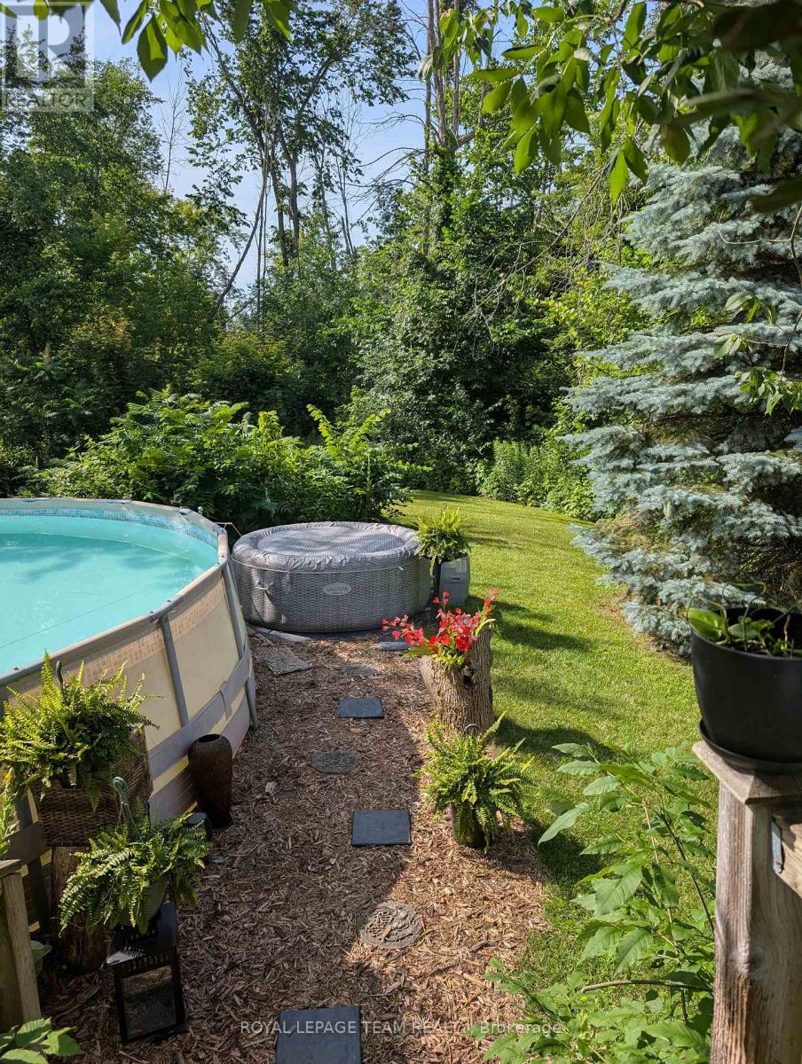 4 BLACK WALNUT ROAD - 33