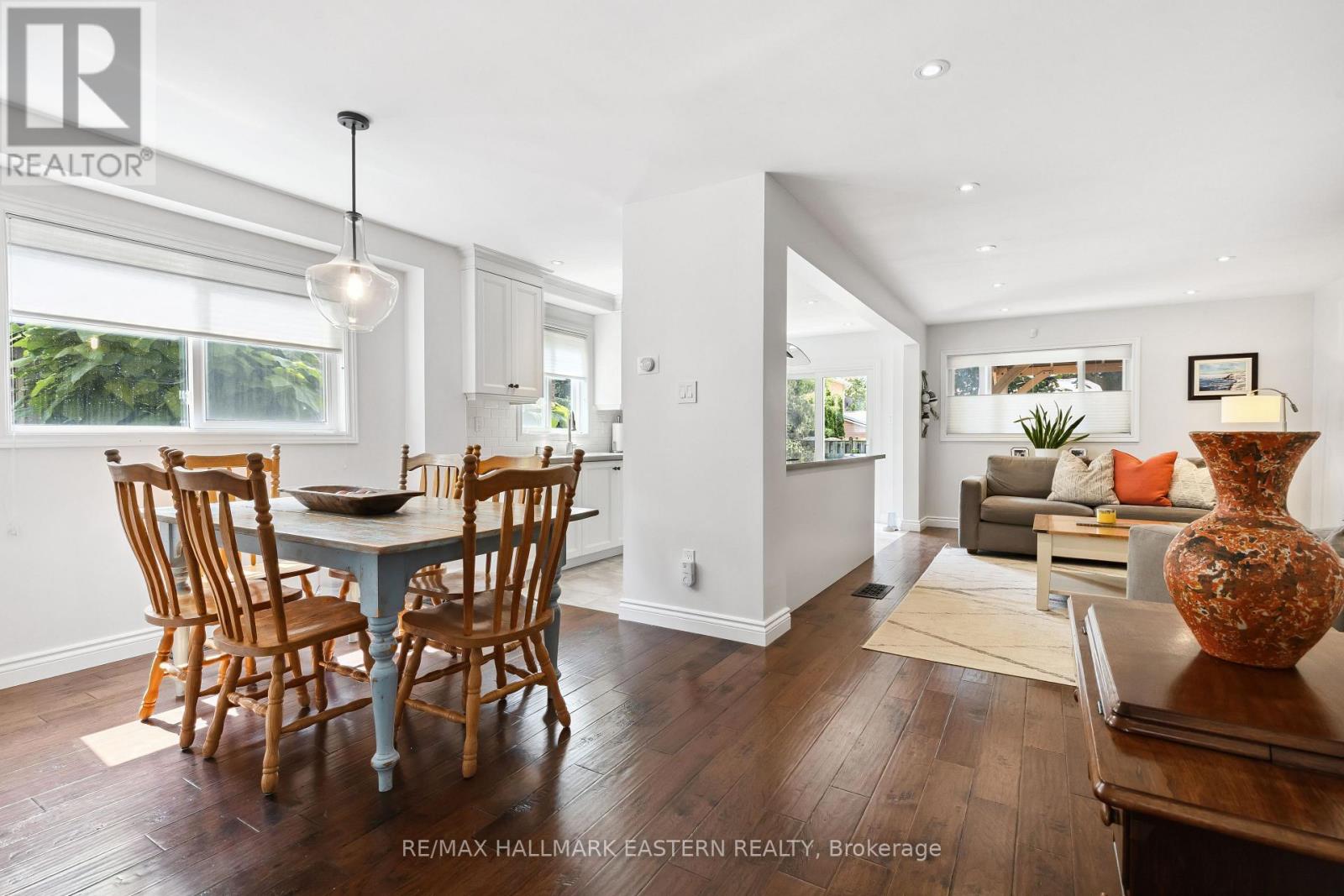 15 RAVENSCROFT ROAD - 11