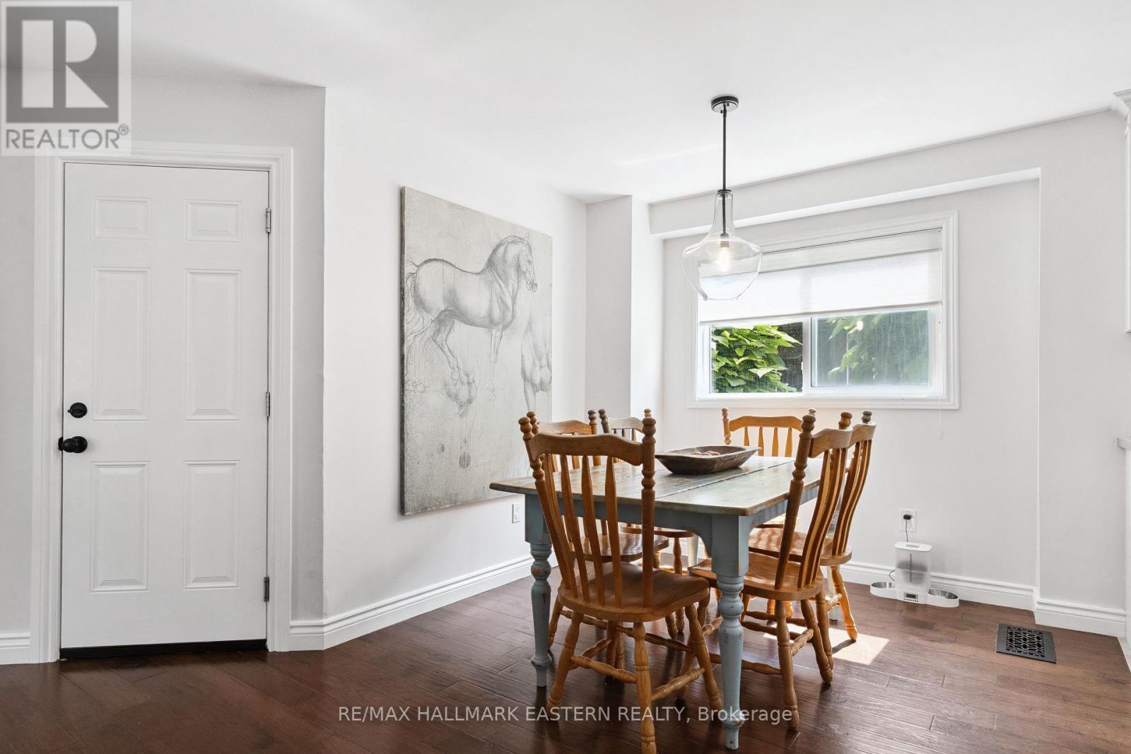 15 RAVENSCROFT ROAD - 15