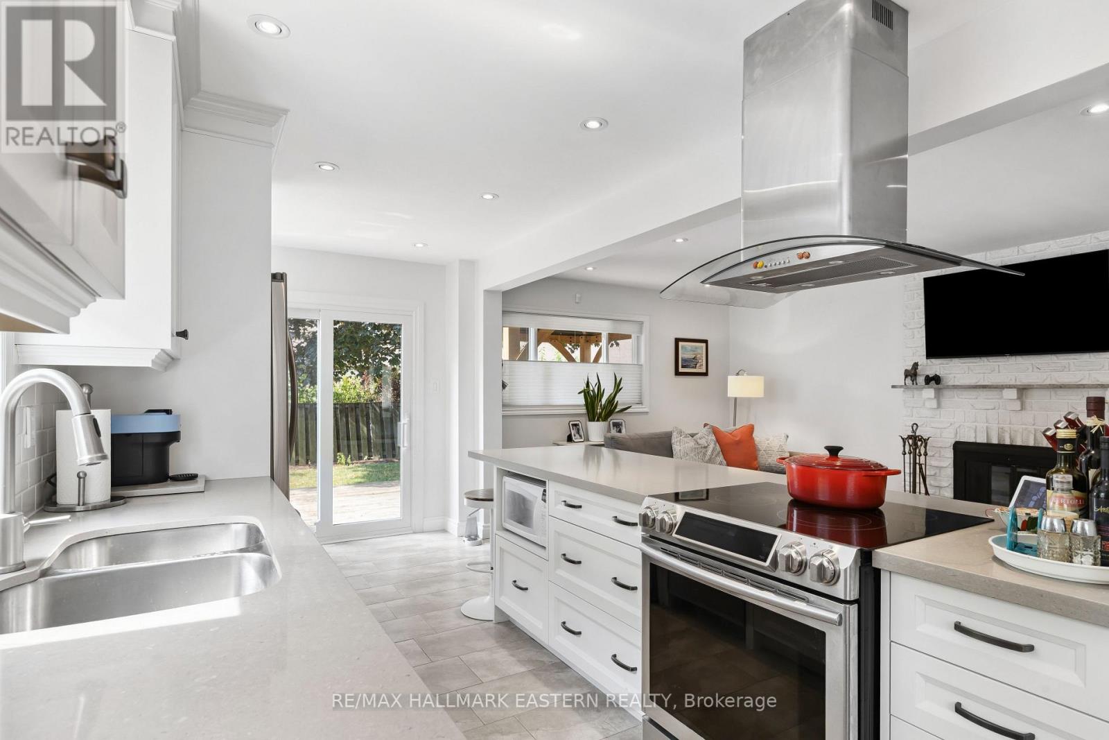 15 RAVENSCROFT ROAD - Image 21