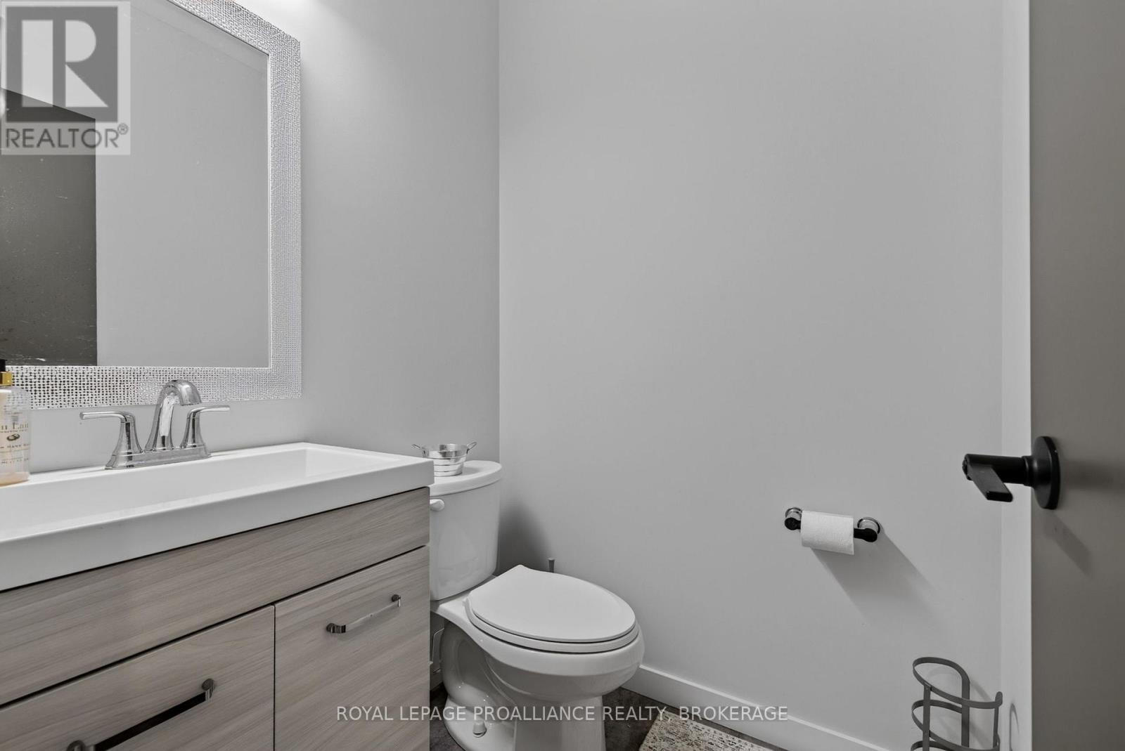 682 CARNABY STREET - Image 21