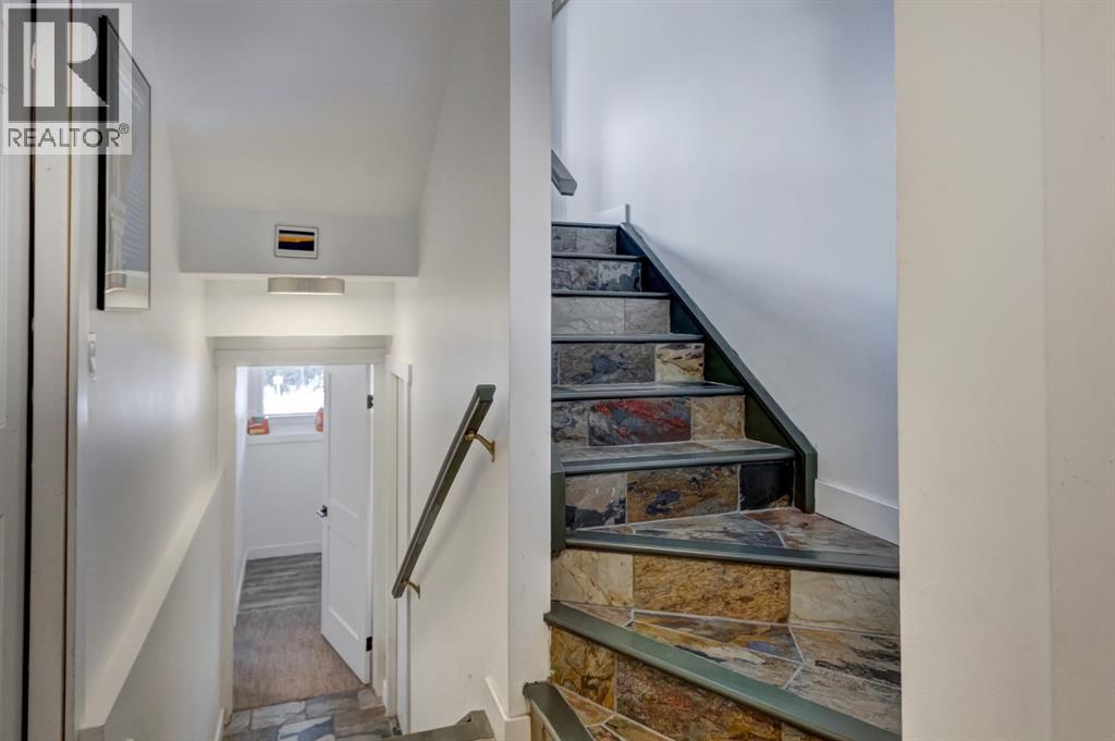 #18 242 Benchlands Terrace - 30