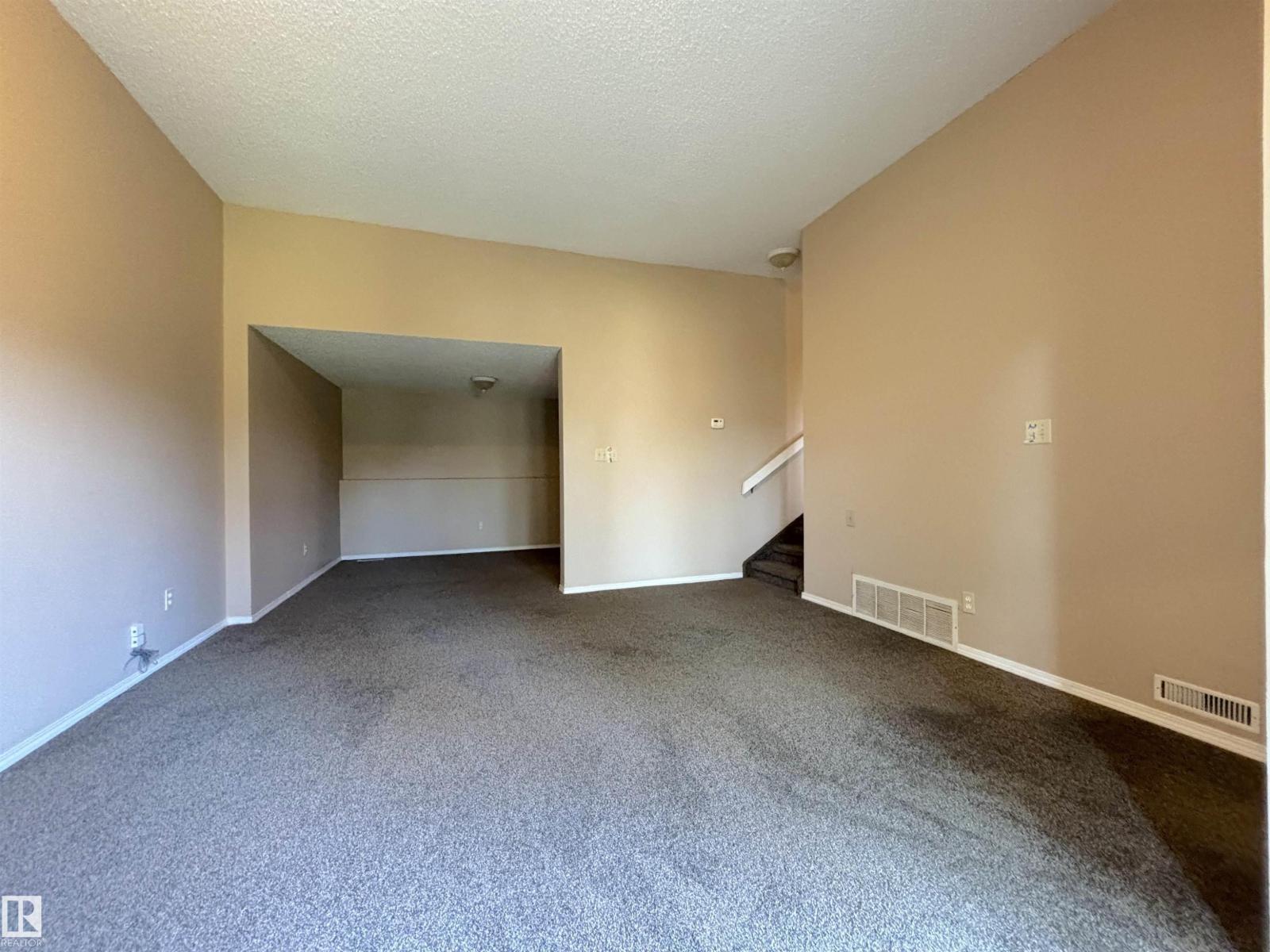 5955 40 AV NW - Image 6