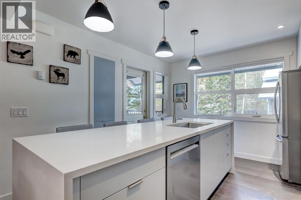 #18 242 Benchlands Terrace - 12