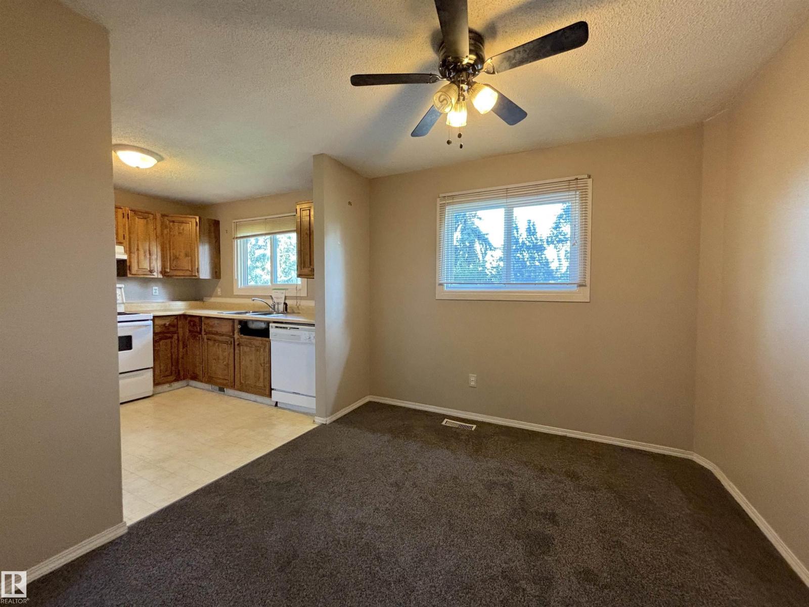 5955 40 AV NW - Image 7