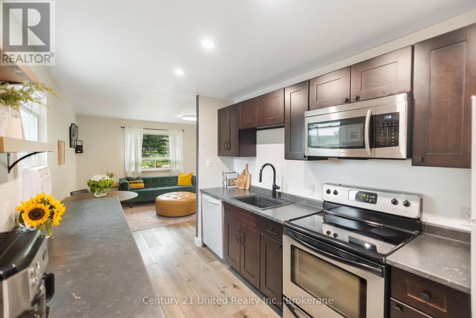 2258 PRESTON ROAD - 17