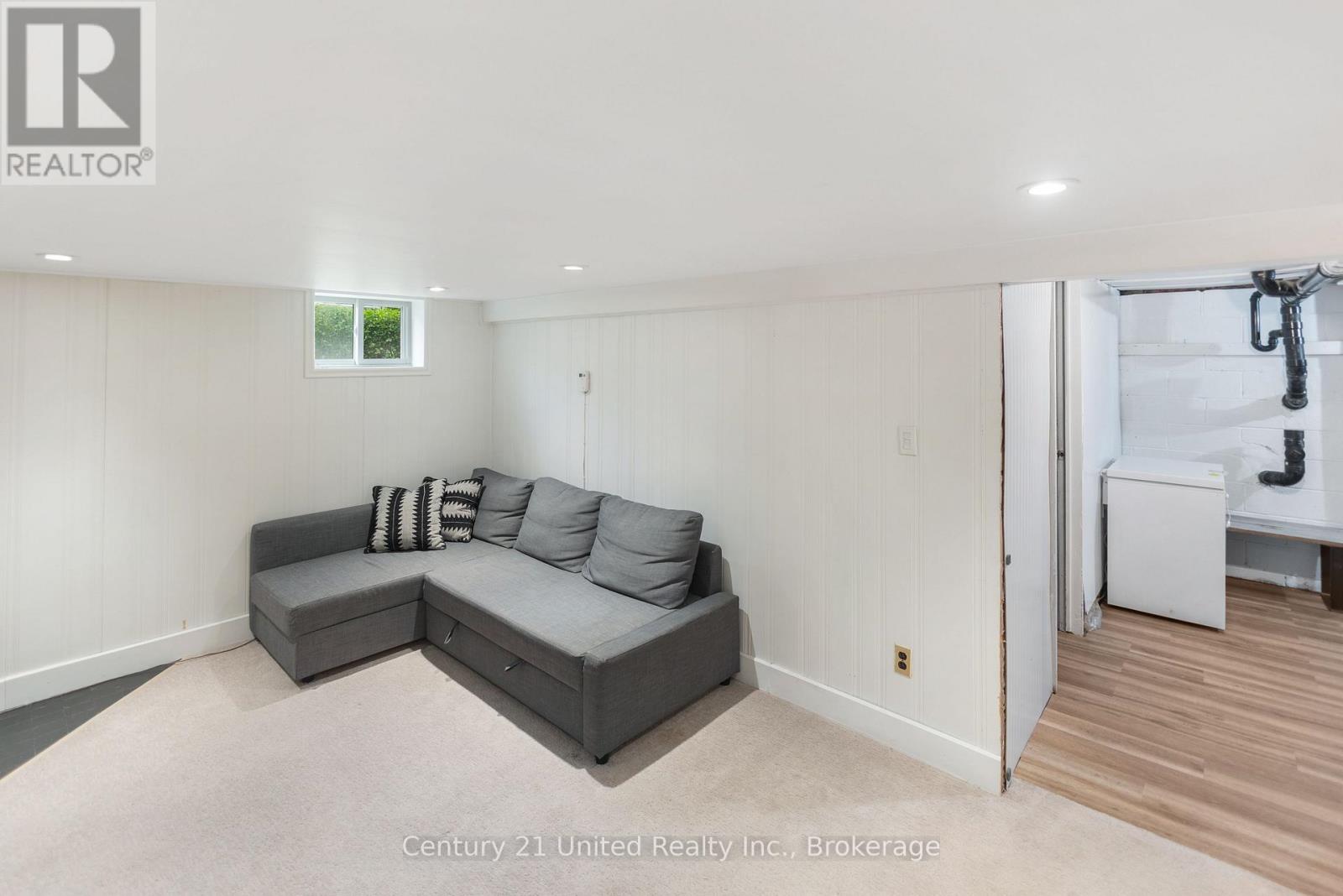 2258 PRESTON ROAD - 24