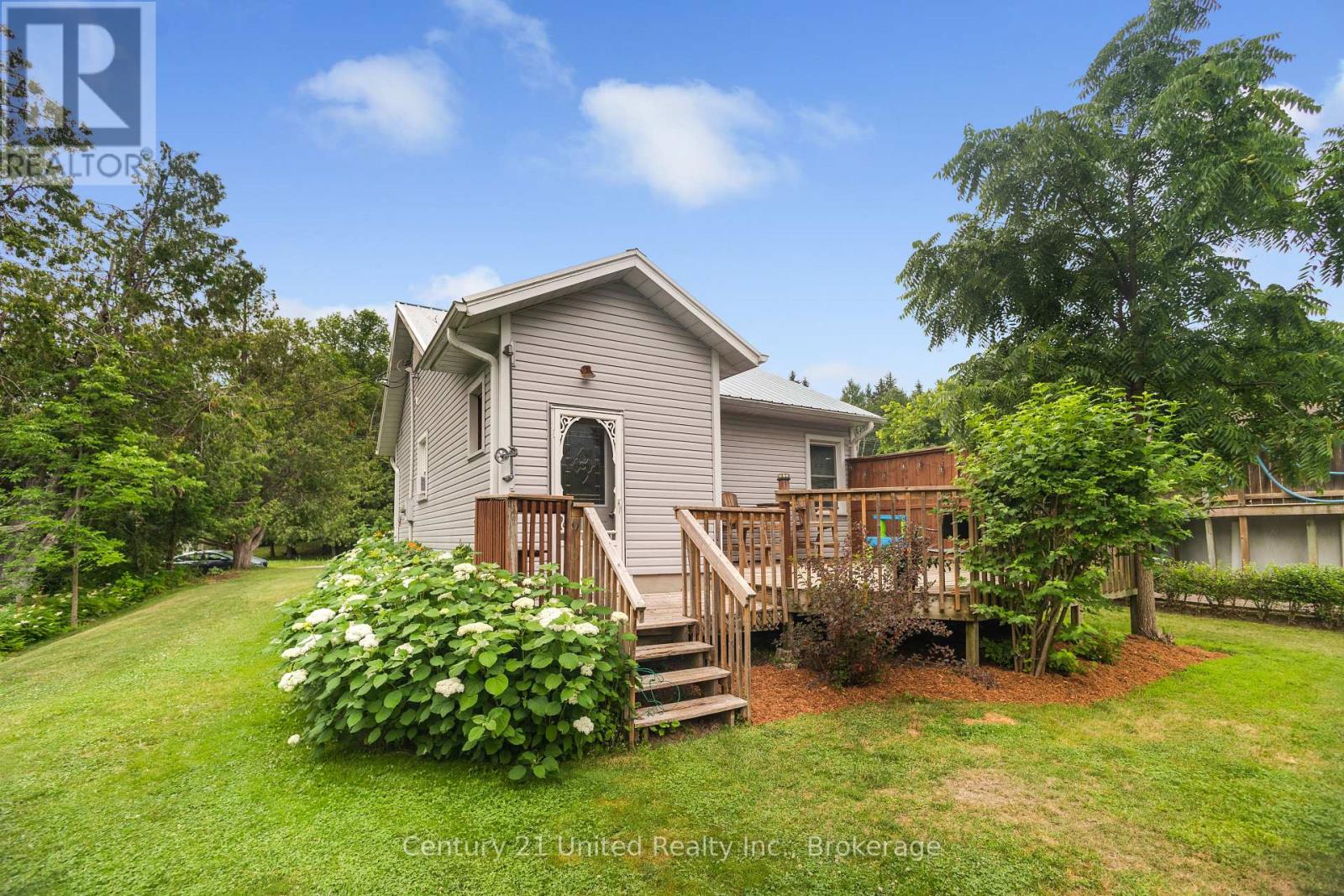 2258 PRESTON ROAD - 35