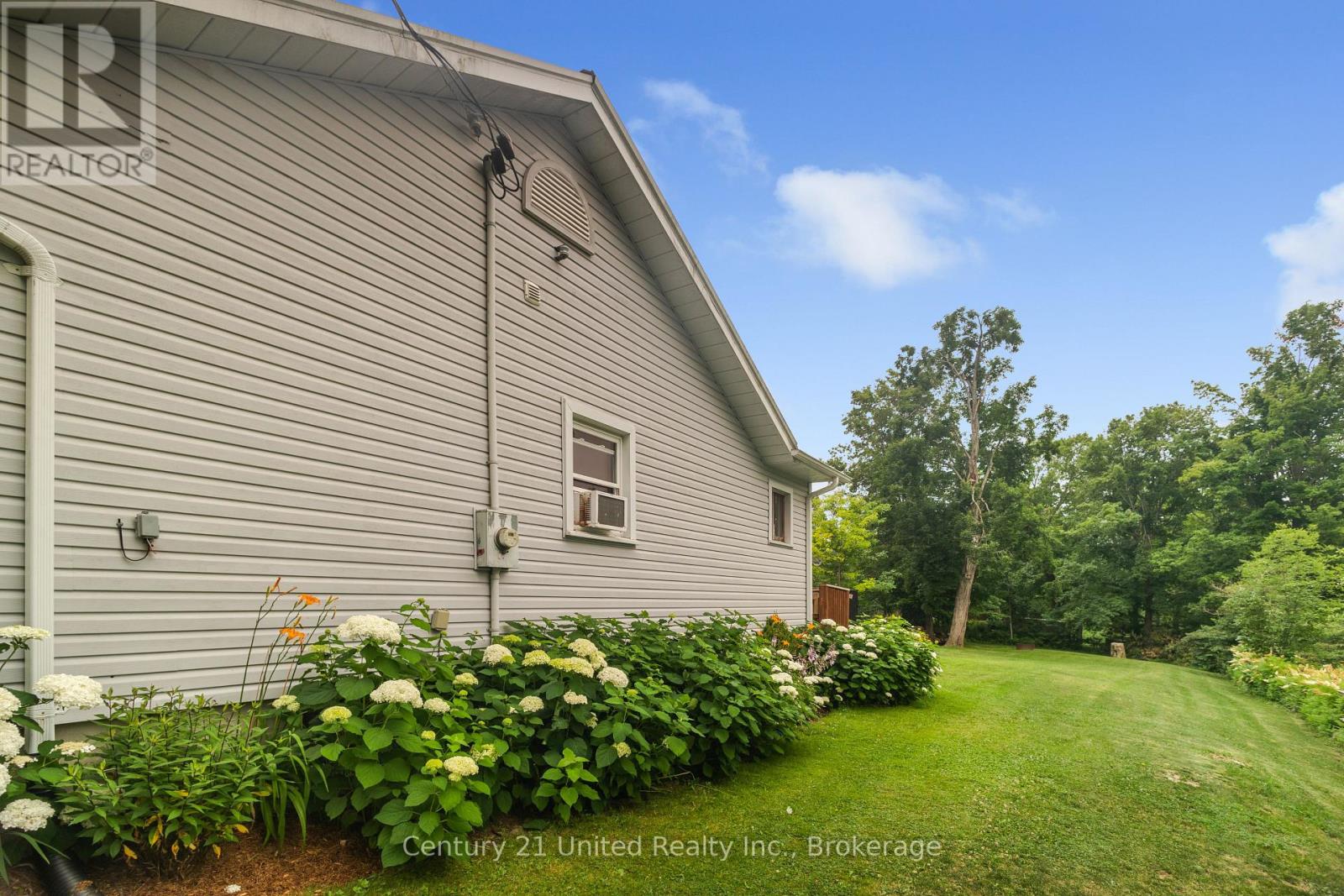 2258 PRESTON ROAD - 39