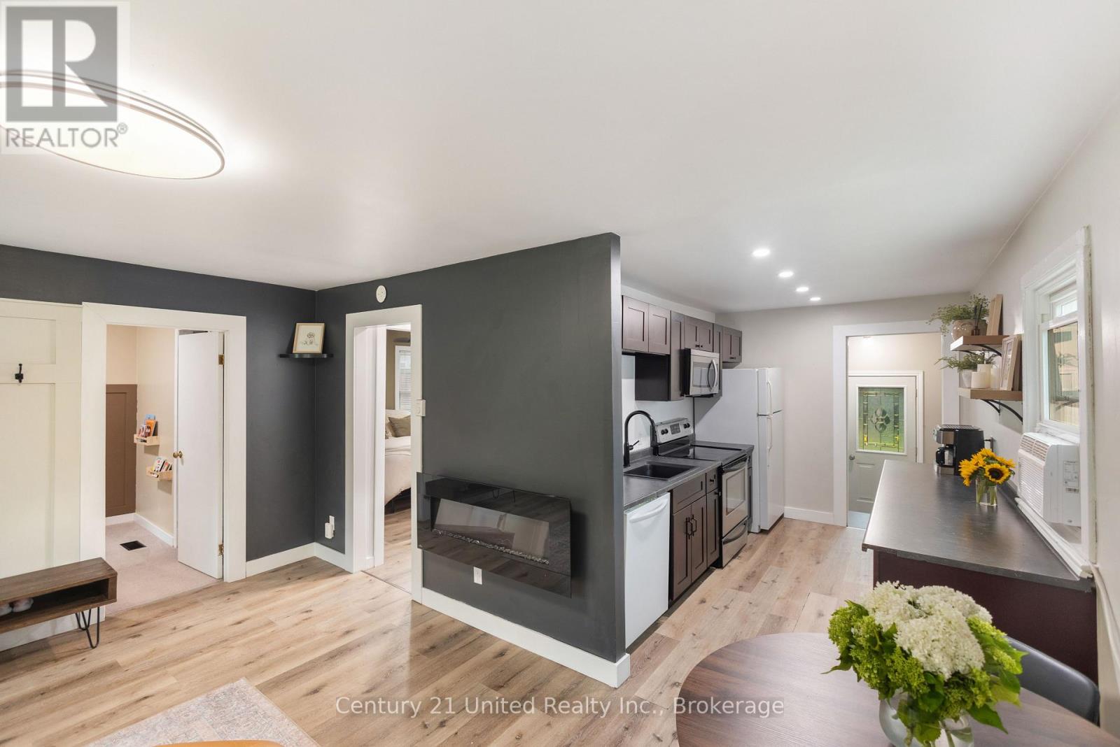 2258 PRESTON ROAD - 5