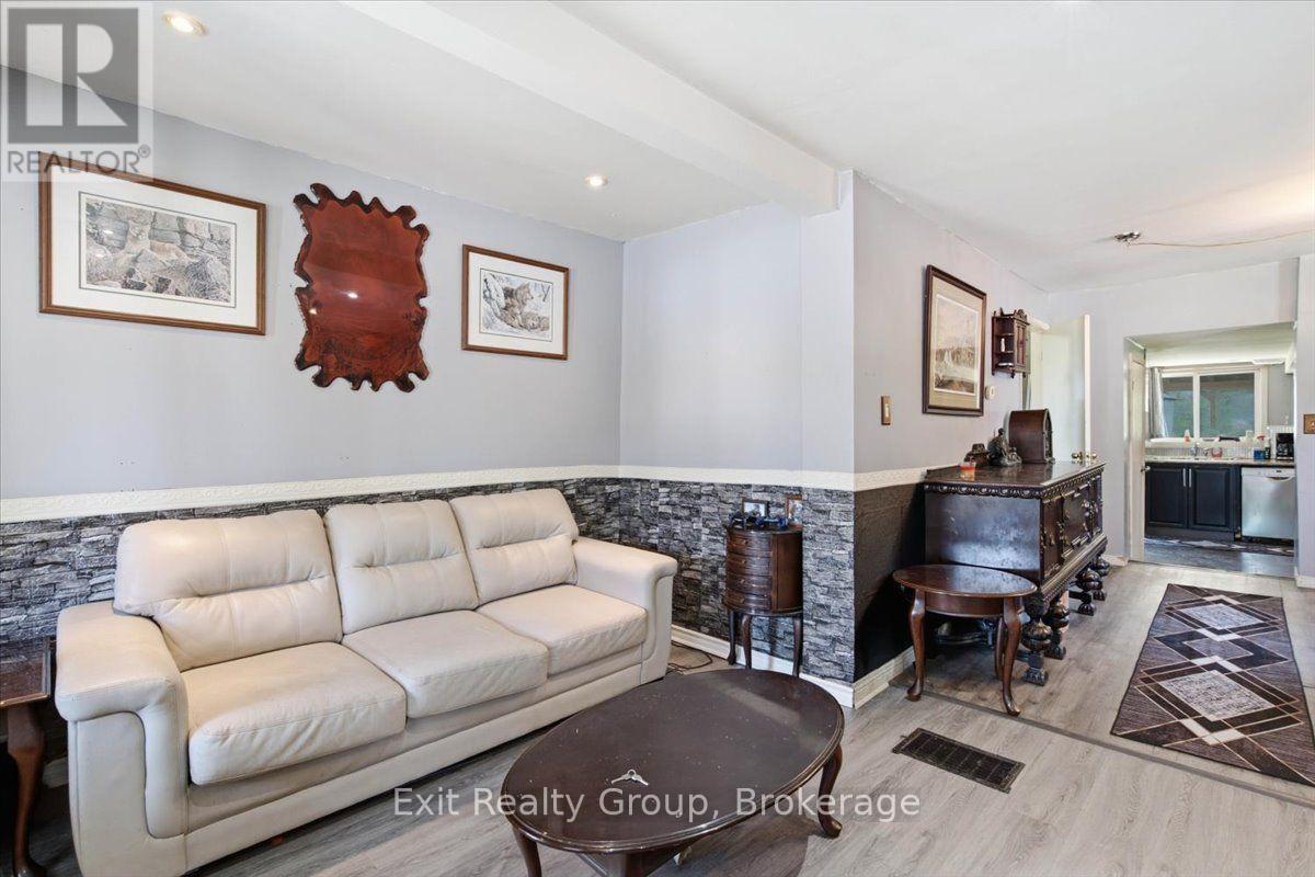 90 PALACE ROAD - 5