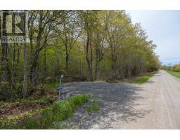 206 Simpson Road, Prince Edward County, ON K0K2P0 Photo 15