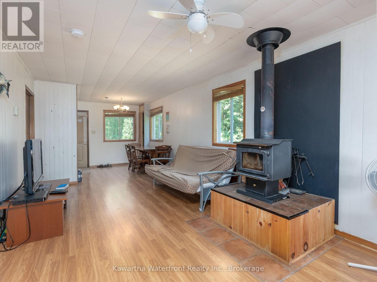 129 MCCRACKIN AVENUE - 8