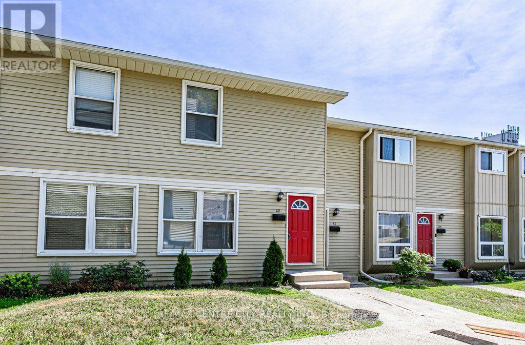 #88 70 FIDDLERS GREEN ROAD - 2
