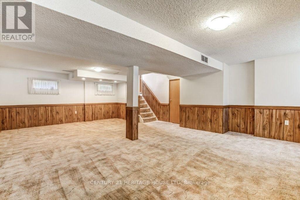 63 CONFEDERATION DRIVE - 13