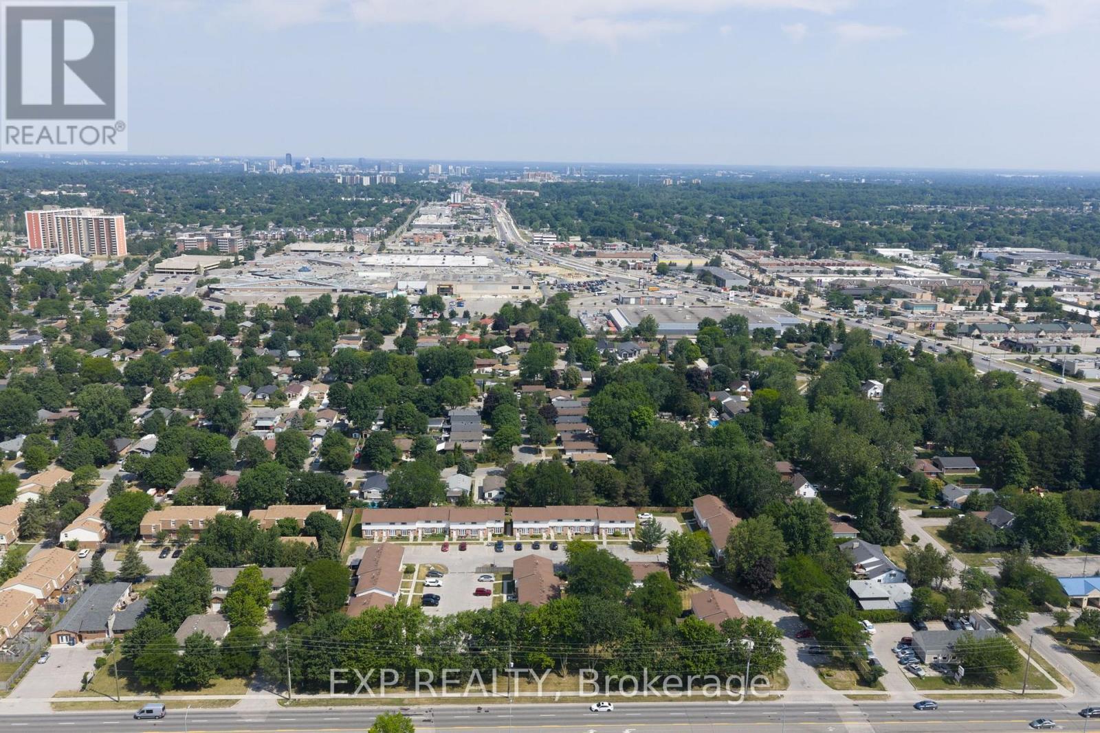 #72 700 EXETER ROAD - 36