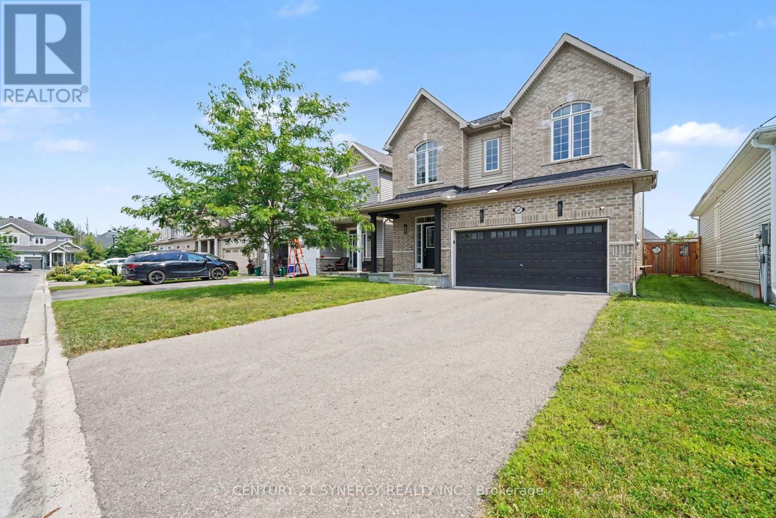 3207 HARVESTER CRESCENT - 31