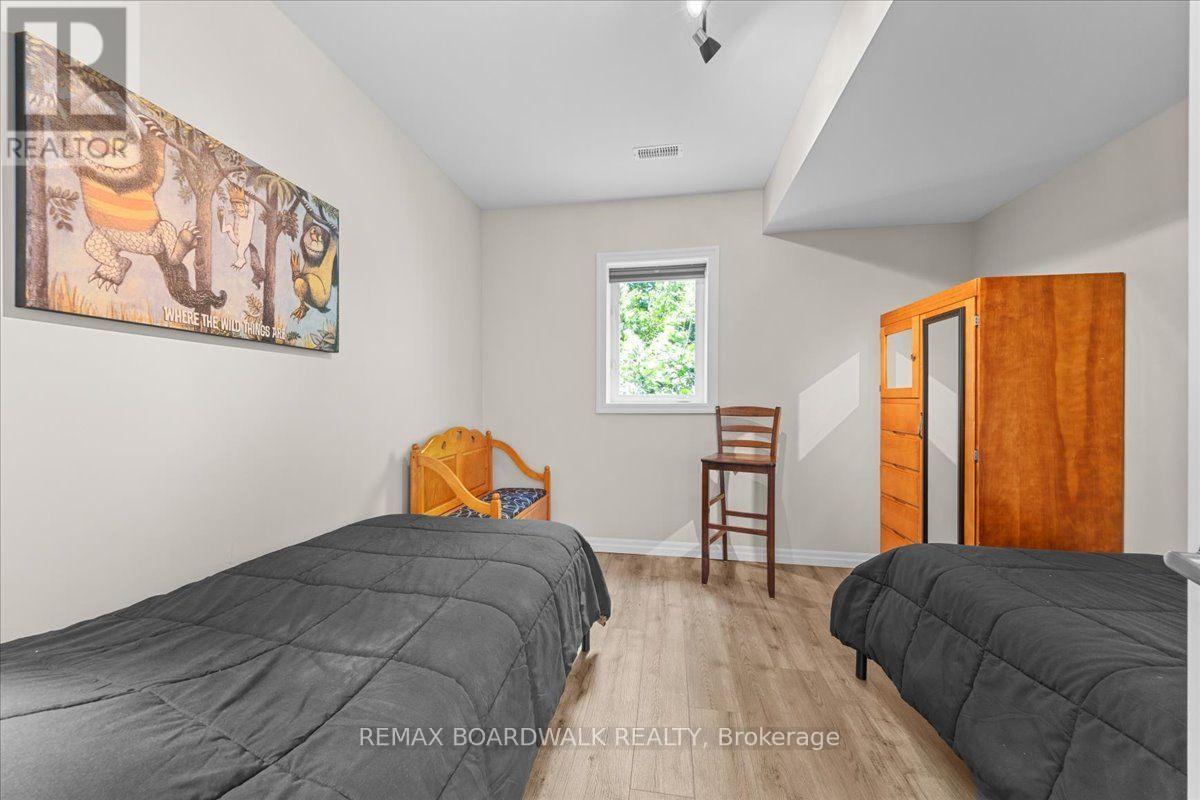 111 CHARLIE DRIVE - 34
