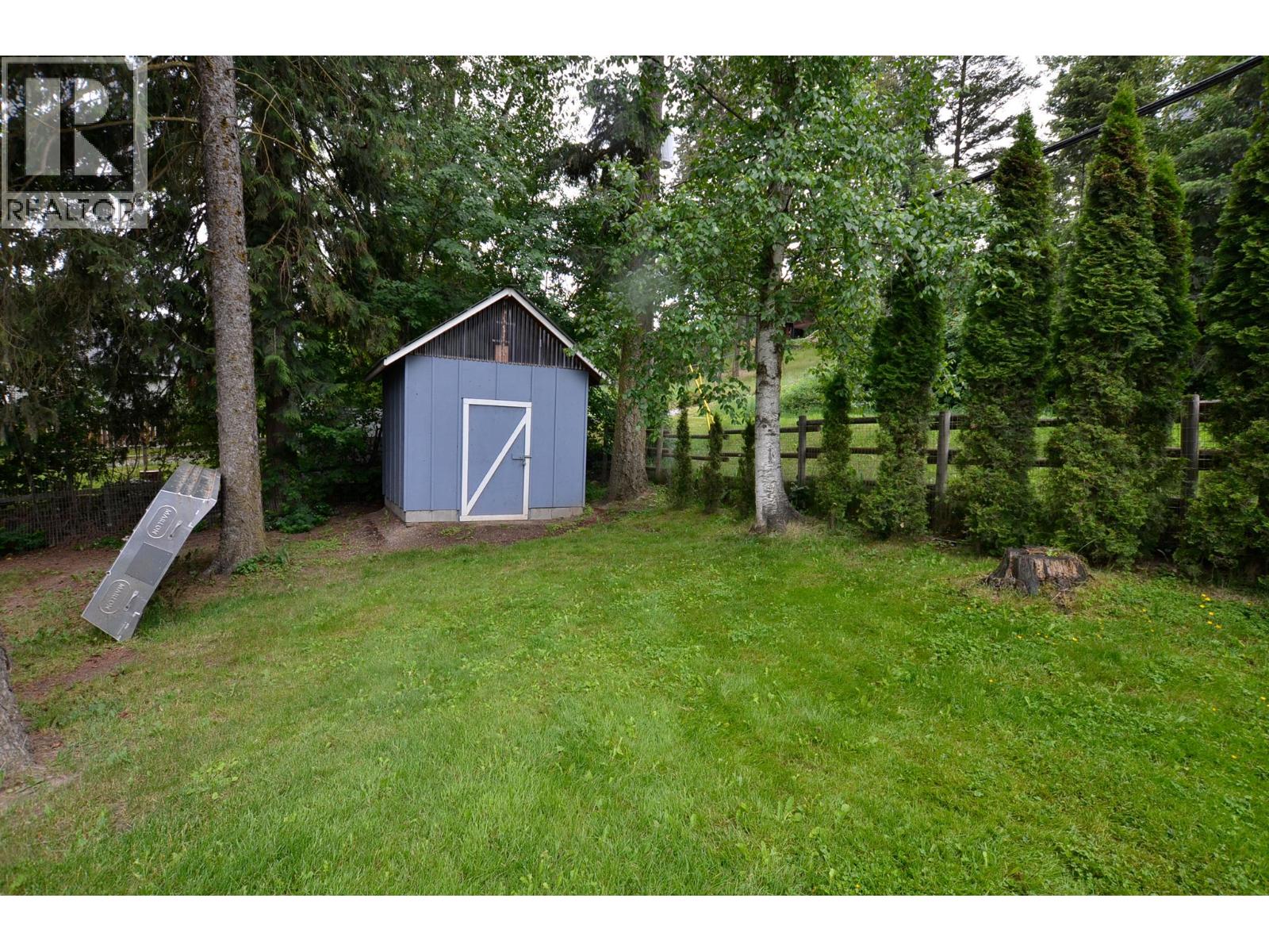 2178 Glencaird Street - 35