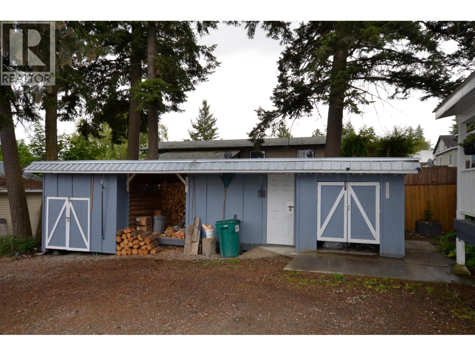 2178 Glencaird Street - 3