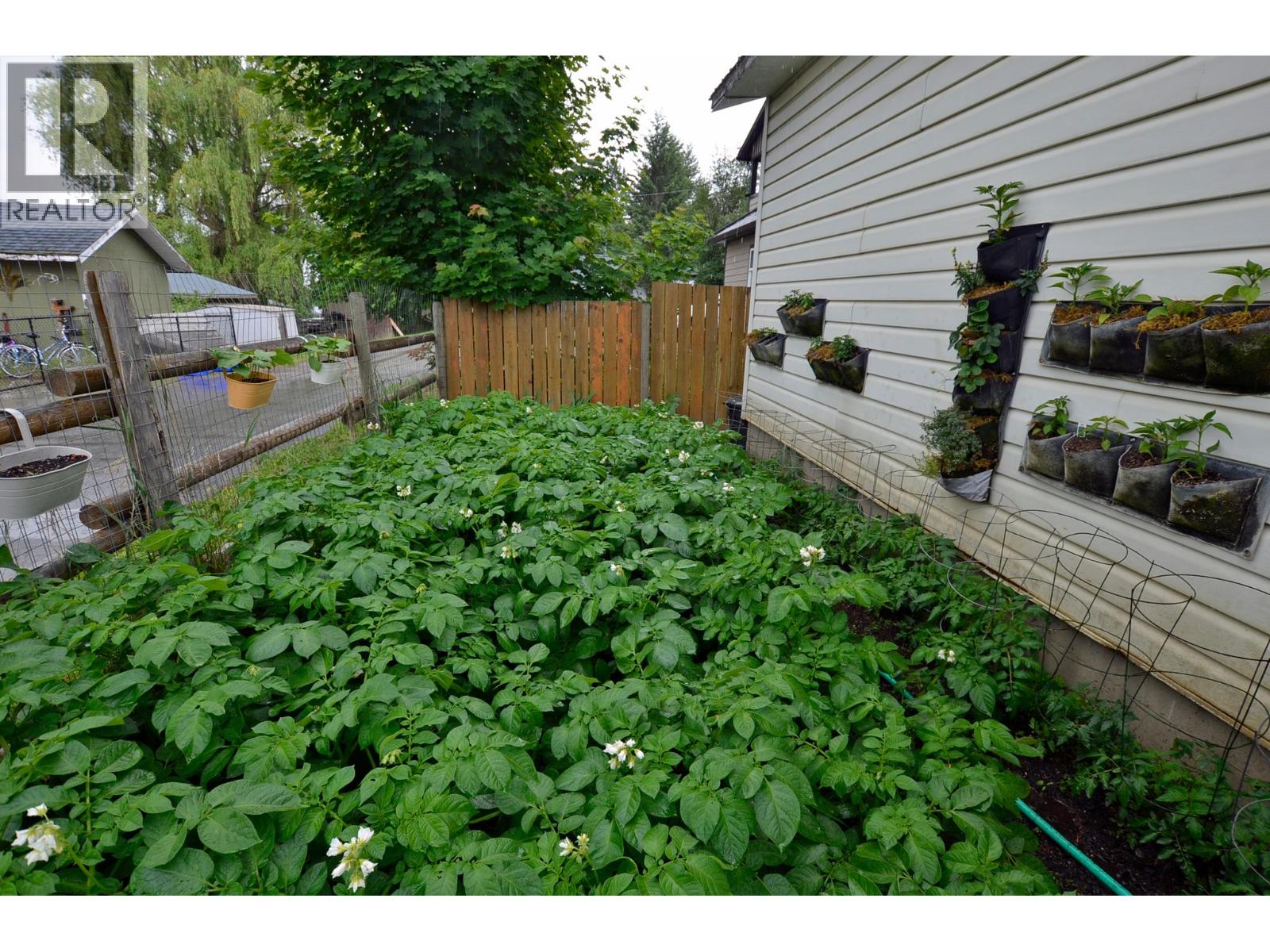 2178 Glencaird Street - 33
