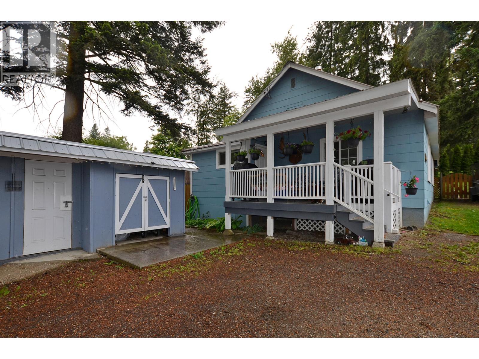 2178 Glencaird Street - 5