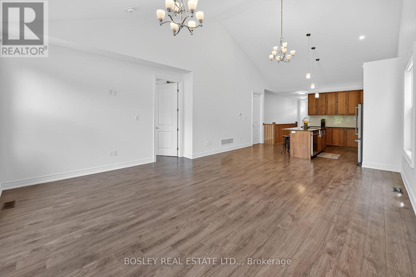 56 PARADISE GROVE - 20