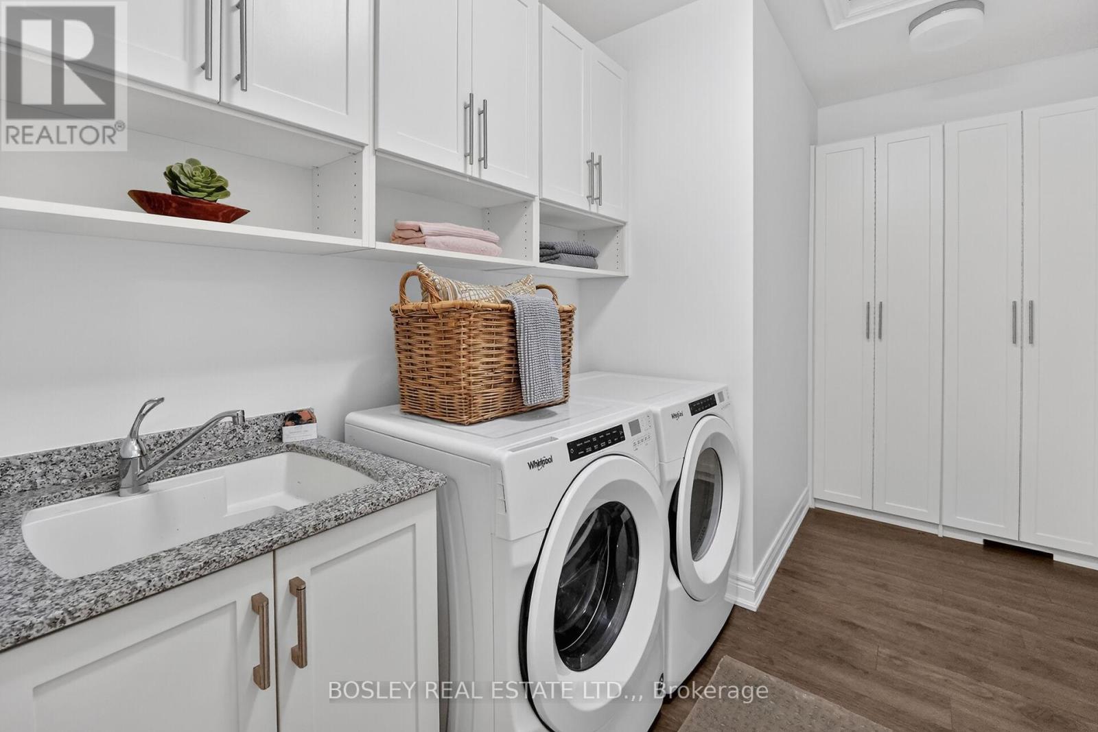 56 PARADISE GROVE - 22
