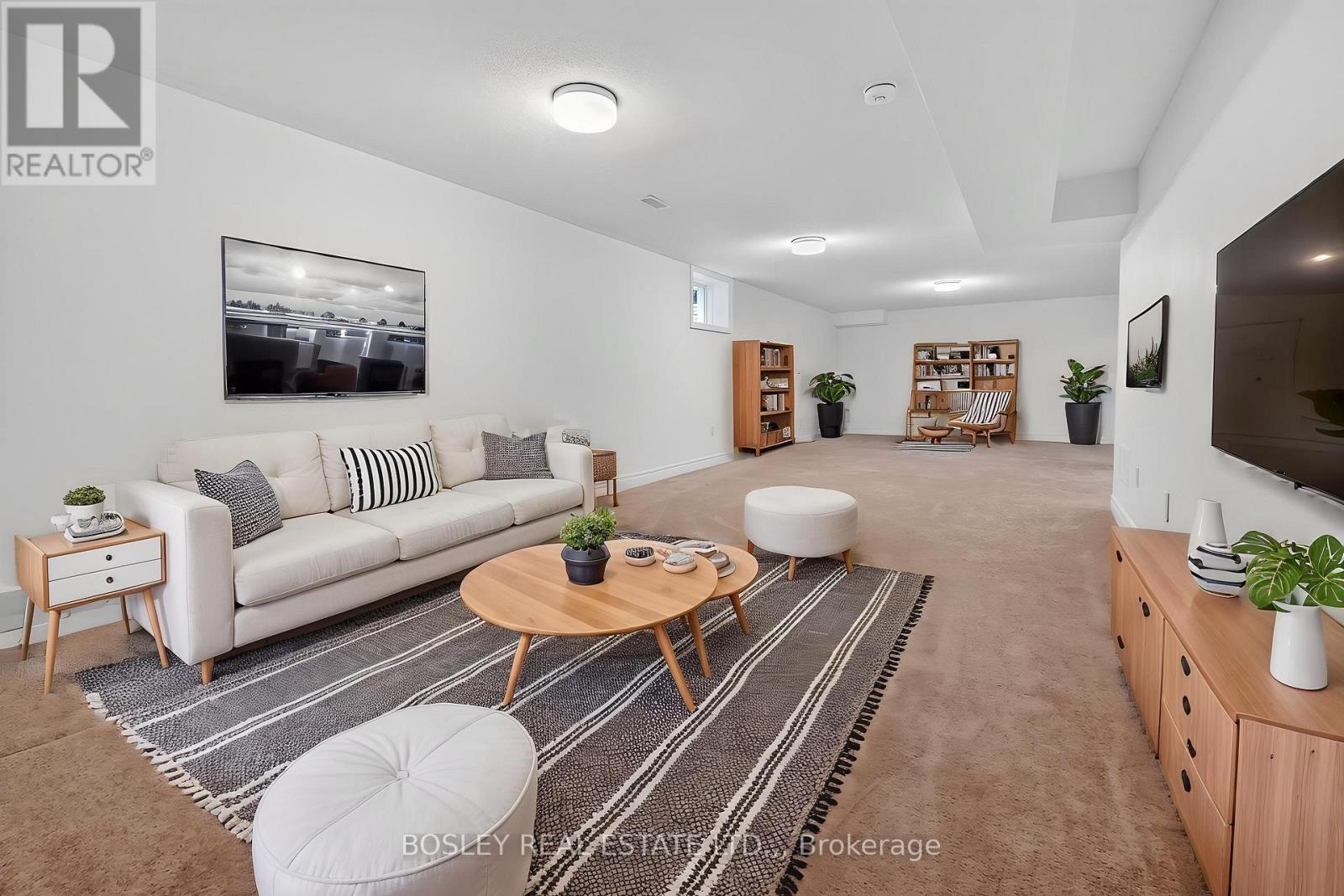 56 PARADISE GROVE - 27