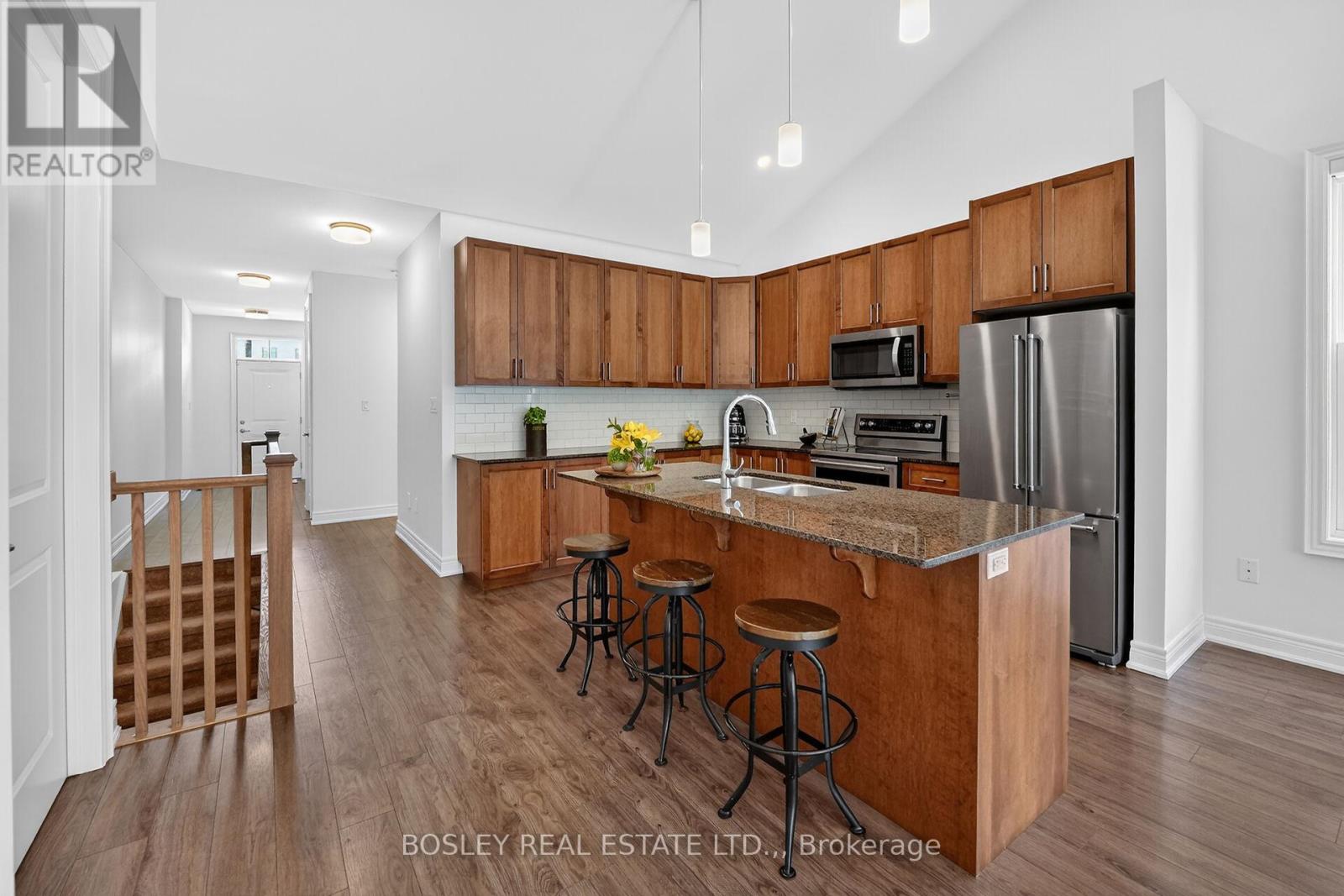 56 PARADISE GROVE - 7