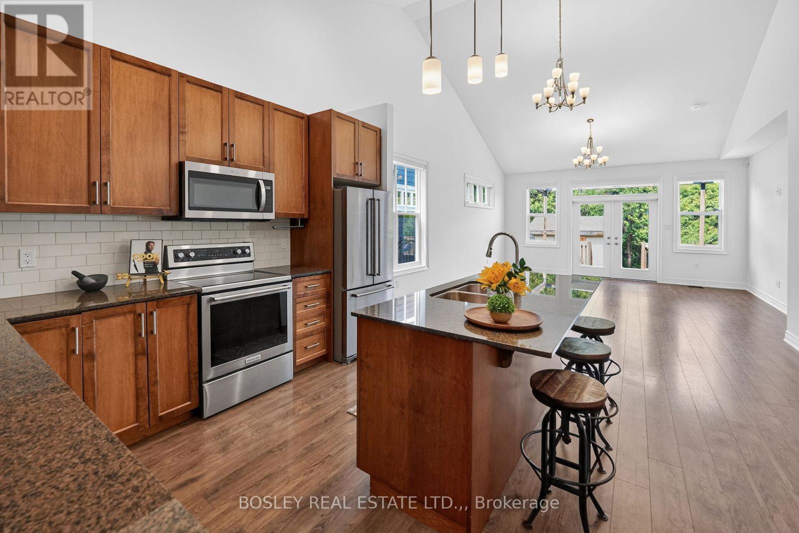 56 PARADISE GROVE - 8